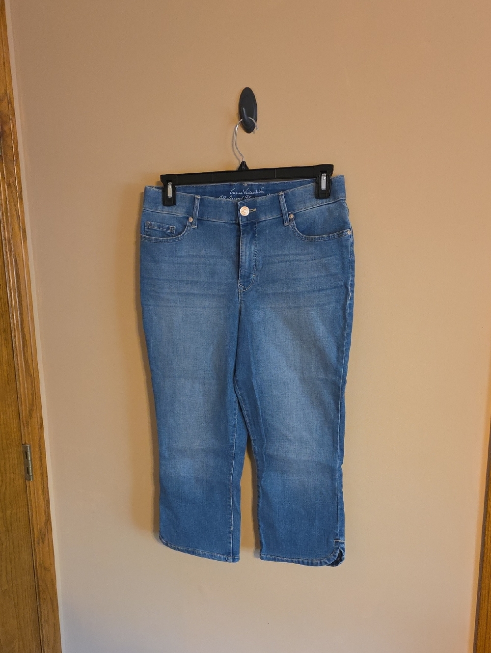 Womens Gloria Vanderbilt All Around Slimming Effect Jean Capri Pants Size 10